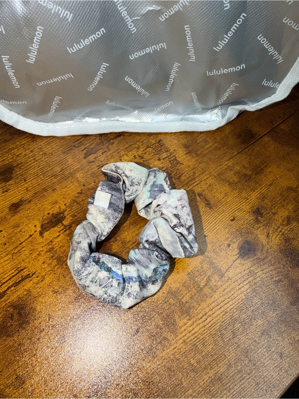 Lululemon uplifting scrunchie